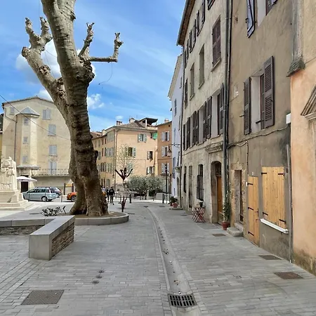 Cosy & Chill Appartements - Au Coeur Du Village De Cotignac, En Provence Exterior foto